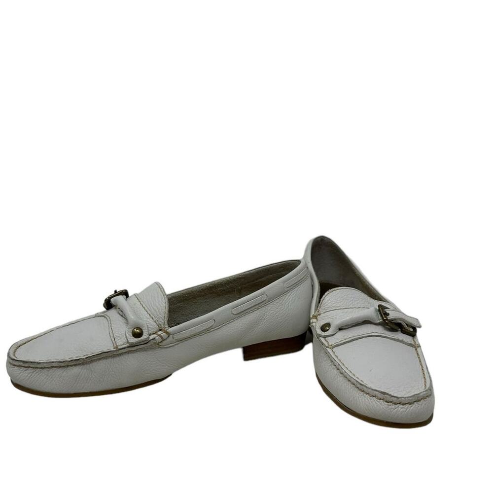 Unisa white leather preppy loafers size 5.5 B